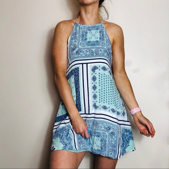 Lulus Dresses & Skirts - ❗️SALE❗️ Lulu’s Halter Mini Sundress